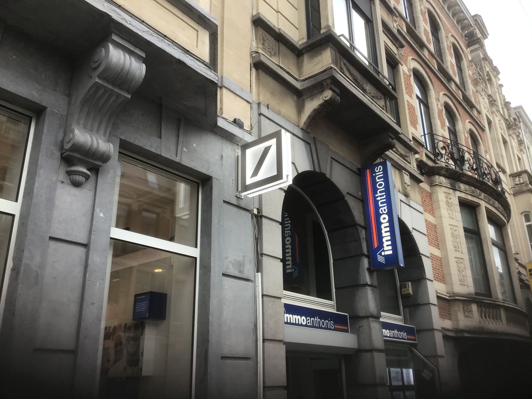 Deutsche Bank - dubbelzijdige lichtbak - eigen ontwerp